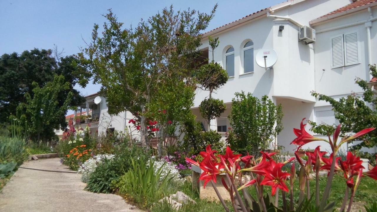 La Maison *